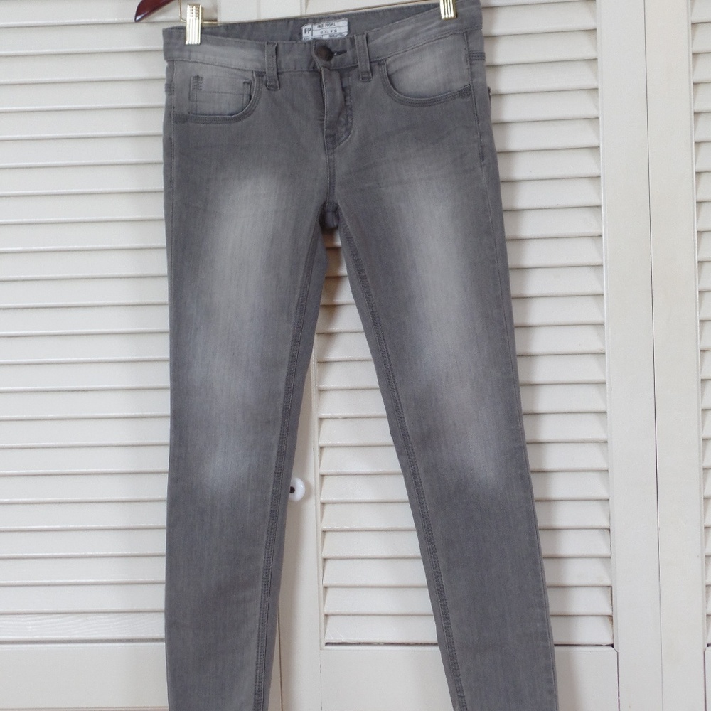 Free People Gray Wash Skinny Jeans 26